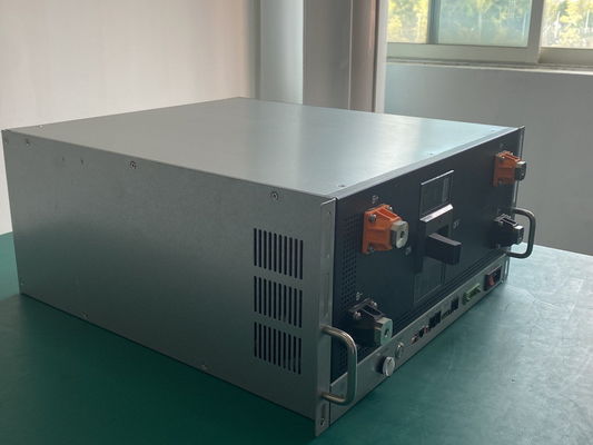 품질  Master UPS BMS 768V 400A 5U Iron Case Passive Balancing High Discharge Current 공장